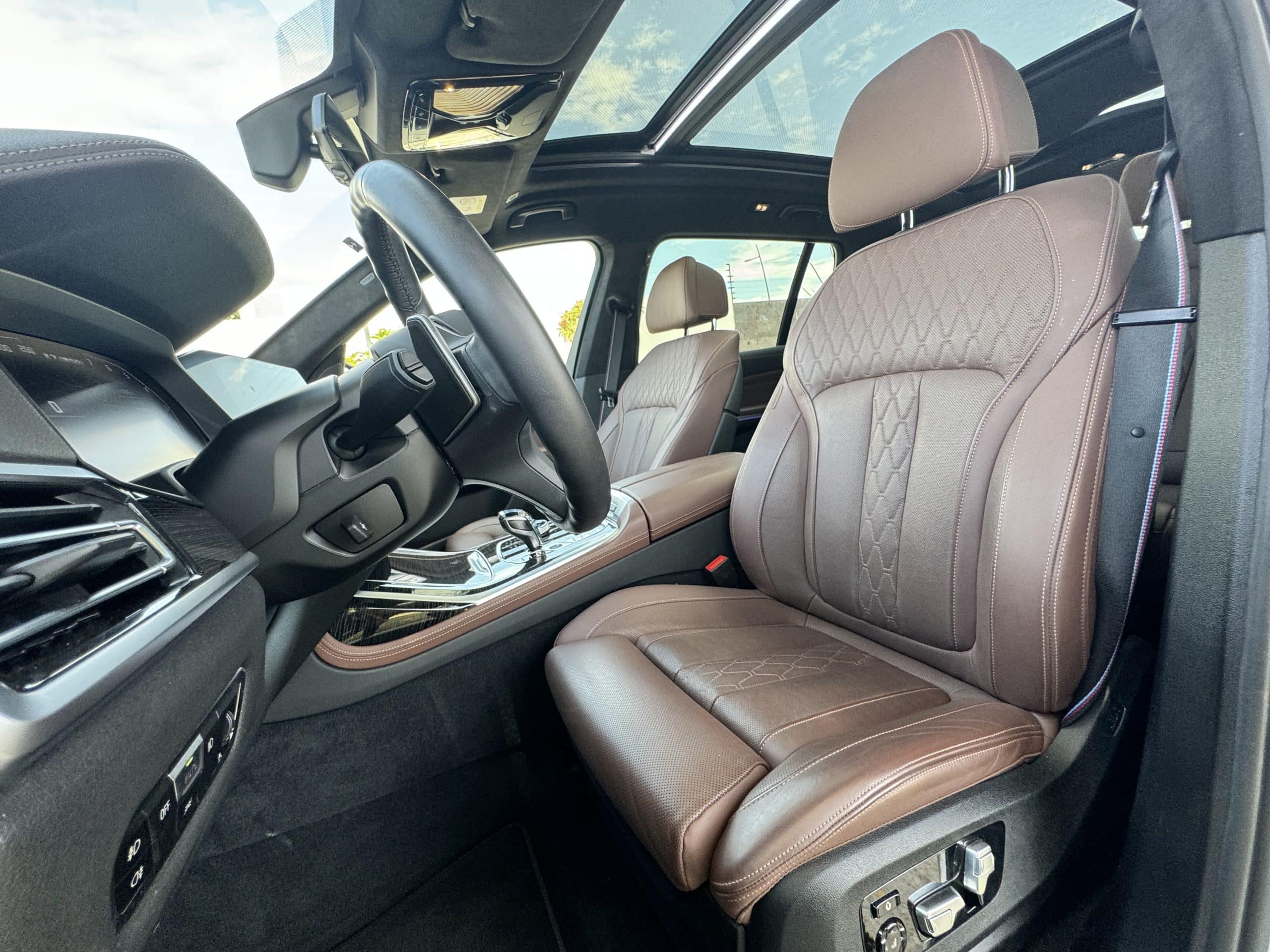 BMW X7 M50 2022 V8 4.4