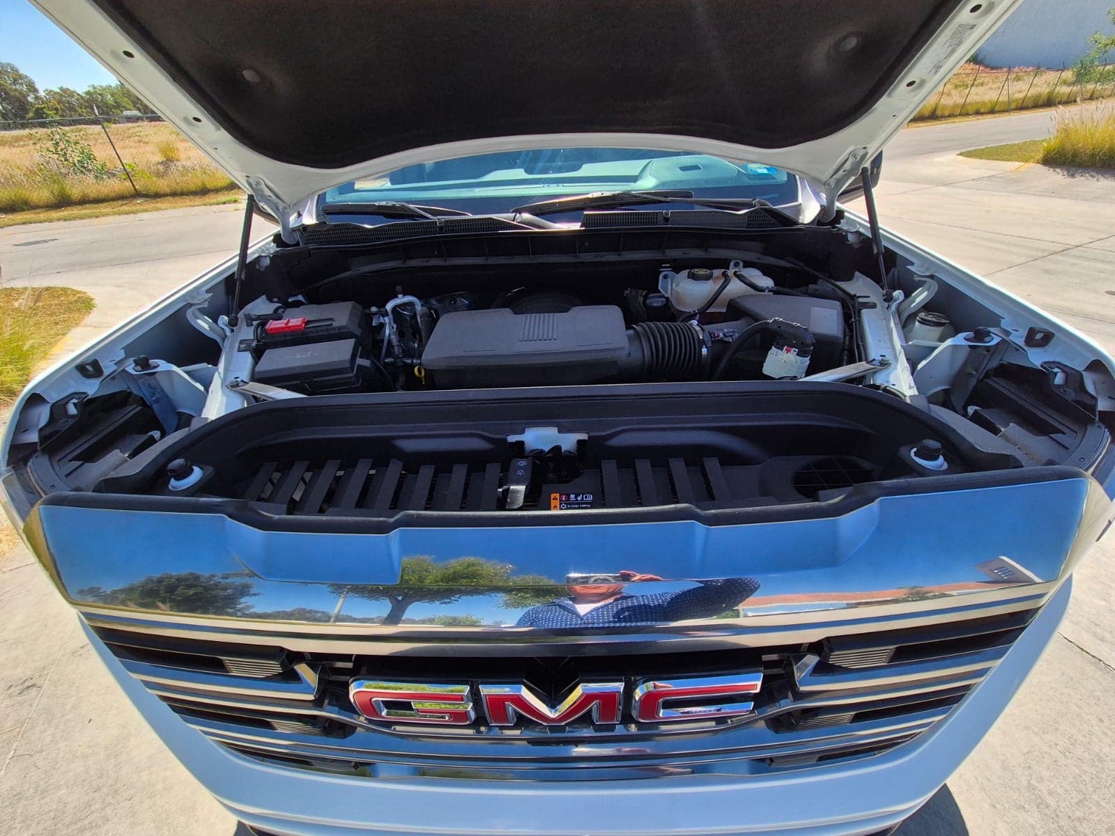 GMC SIERRA AT4 5.3 Crew Cab