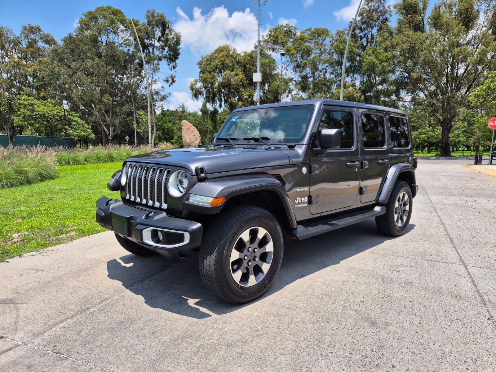 Jeep Wrangler Sahara Unlimited 2022
