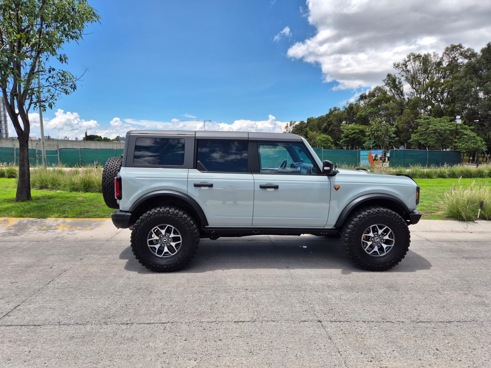 Ford Bronco Badlands 2023 V6
