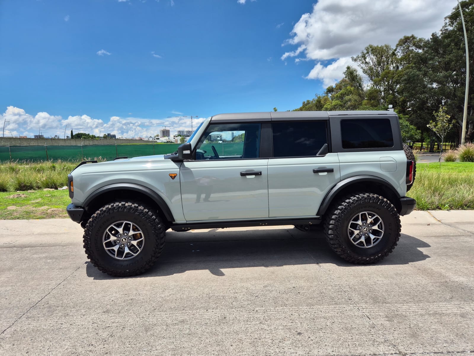 Ford Bronco Badlands 2023 V6