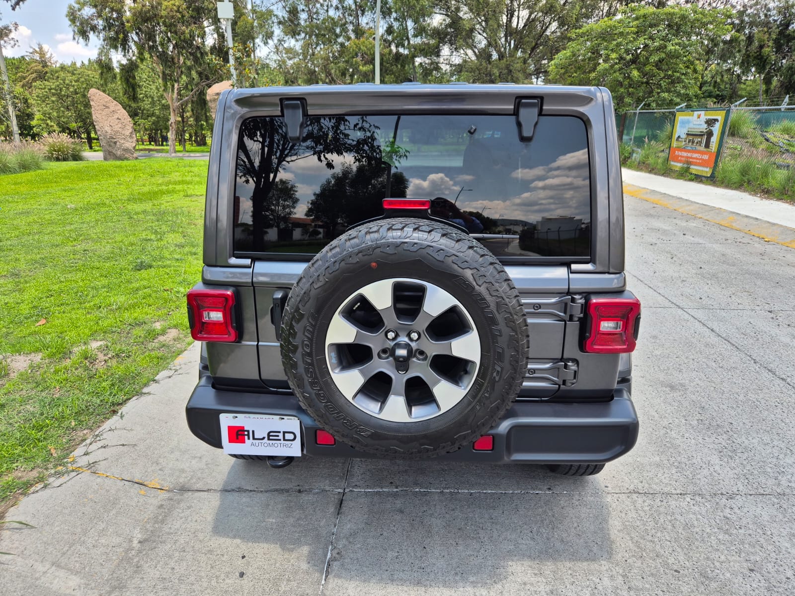 Jeep Wrangler Sahara Unlimited 2022