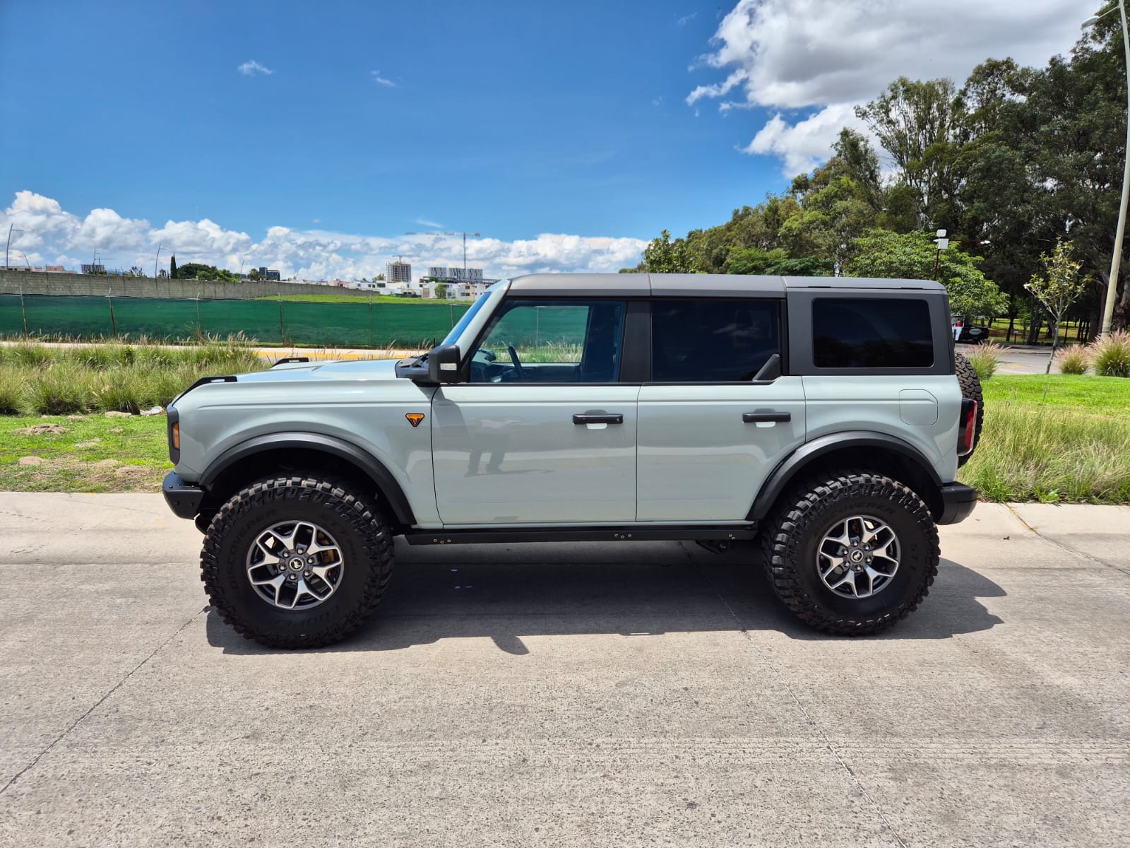 Ford Bronco Badlands 2023 V6