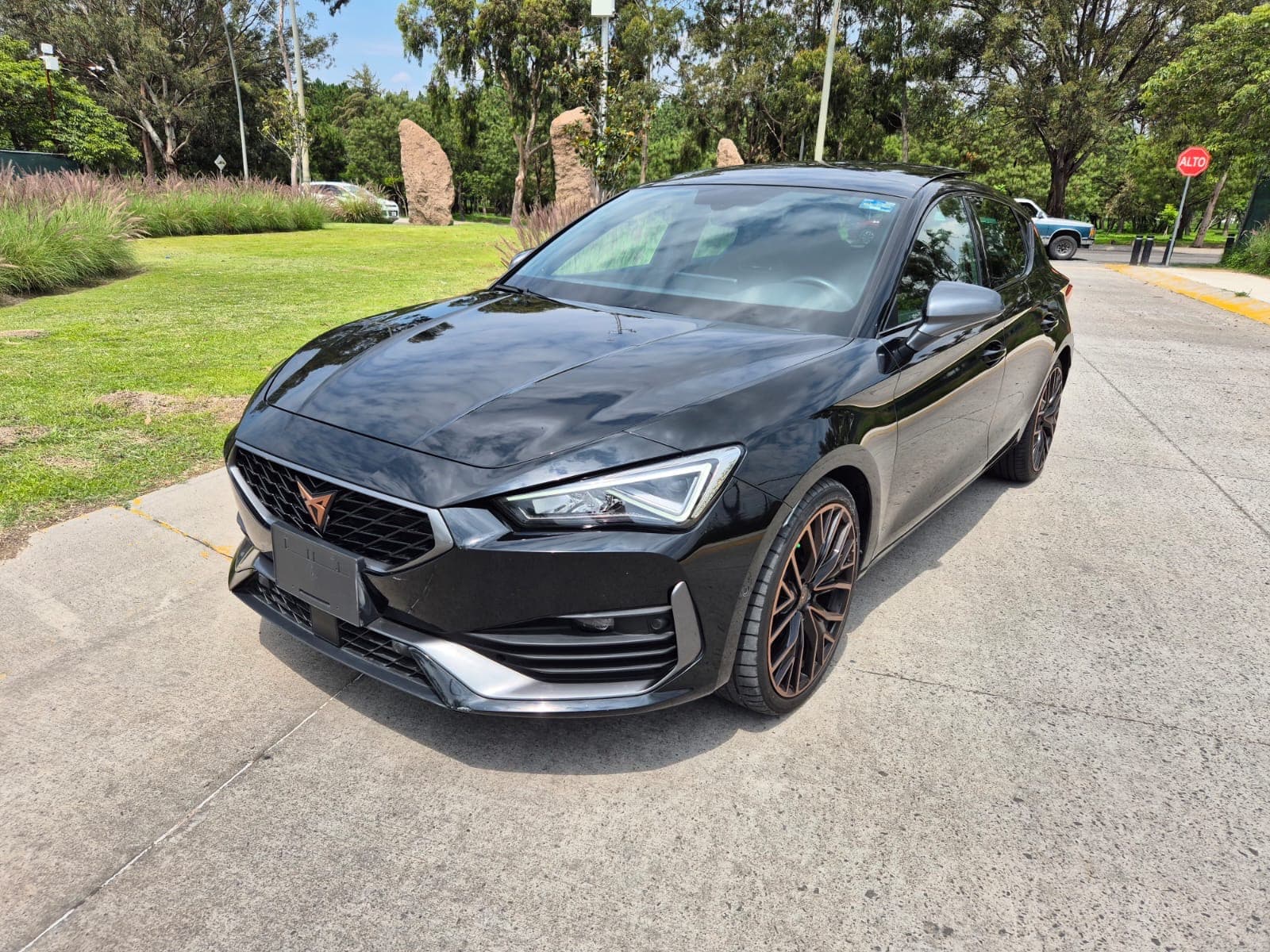 Cupra Leon VZ 300 HP 2023