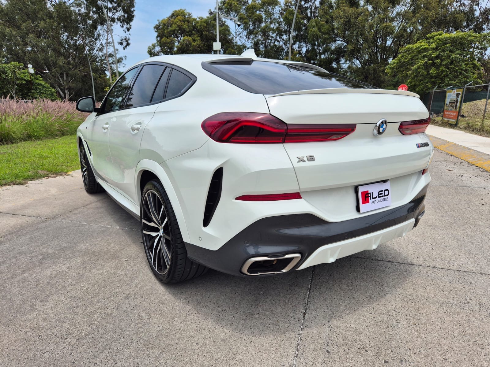 BMW X6 M50 M Sport 2023