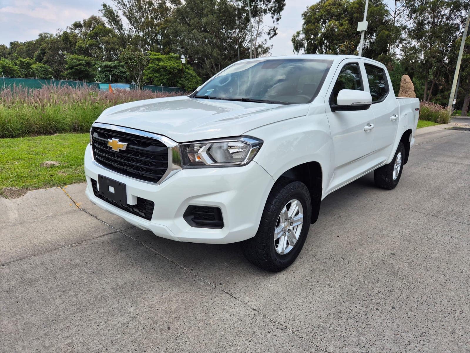 Chevrolet S-10 LT crew cab 2024