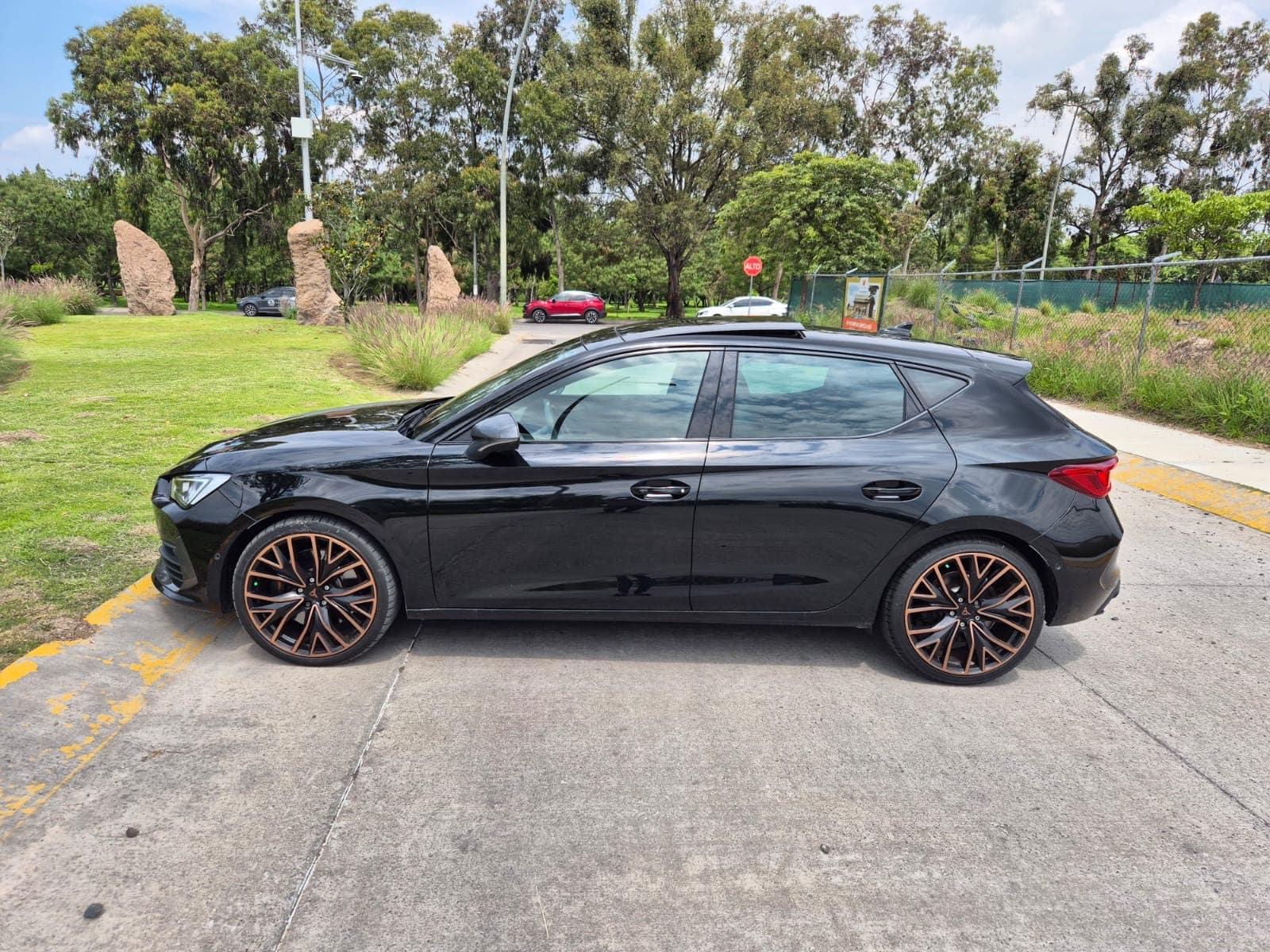 Cupra Leon VZ 300 HP 2023