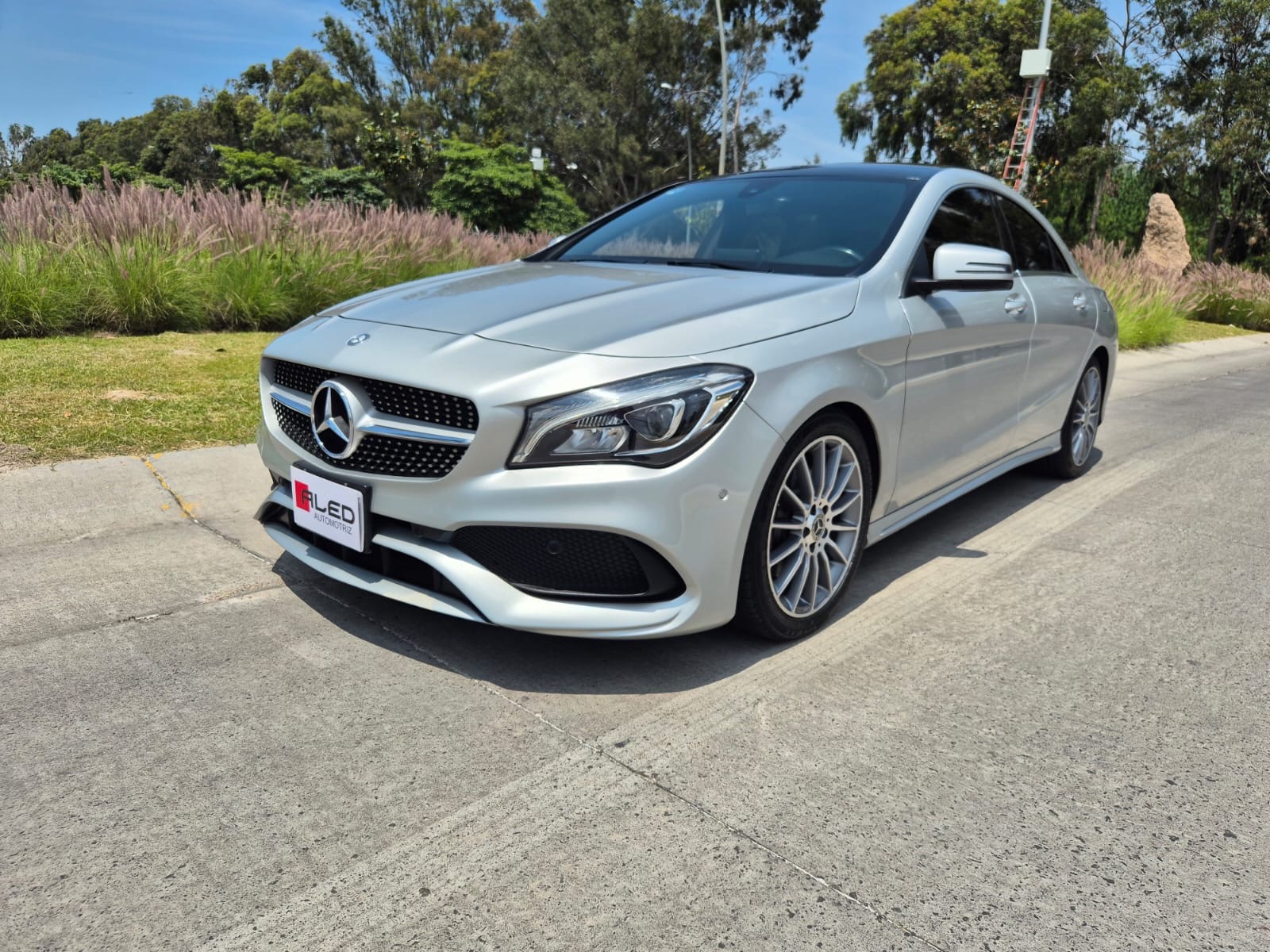 Mercedes Benz CLA 250 2019
