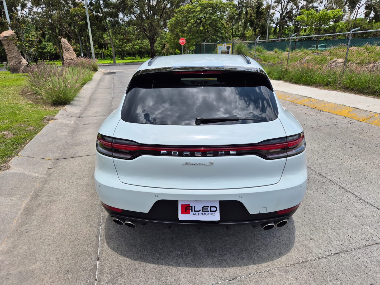 Porsche Macan S 2020