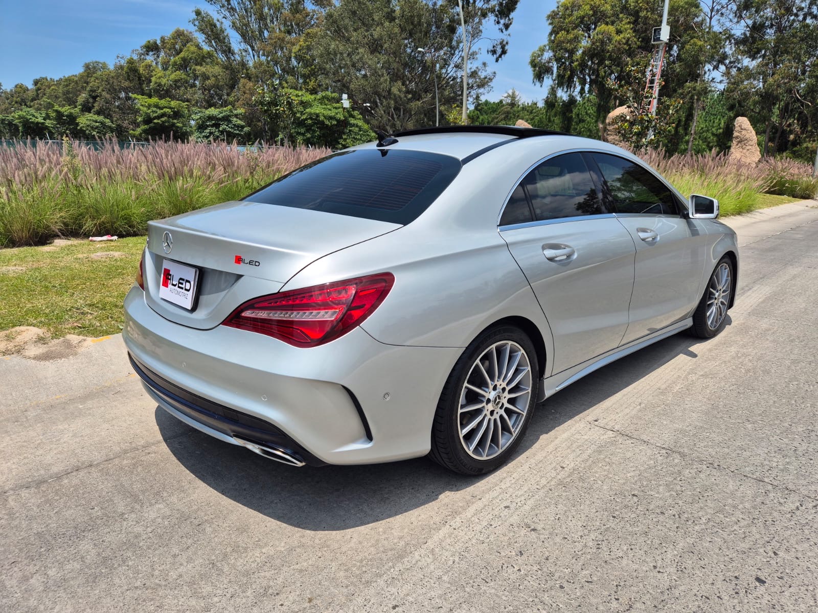 Mercedes Benz CLA 250 2019