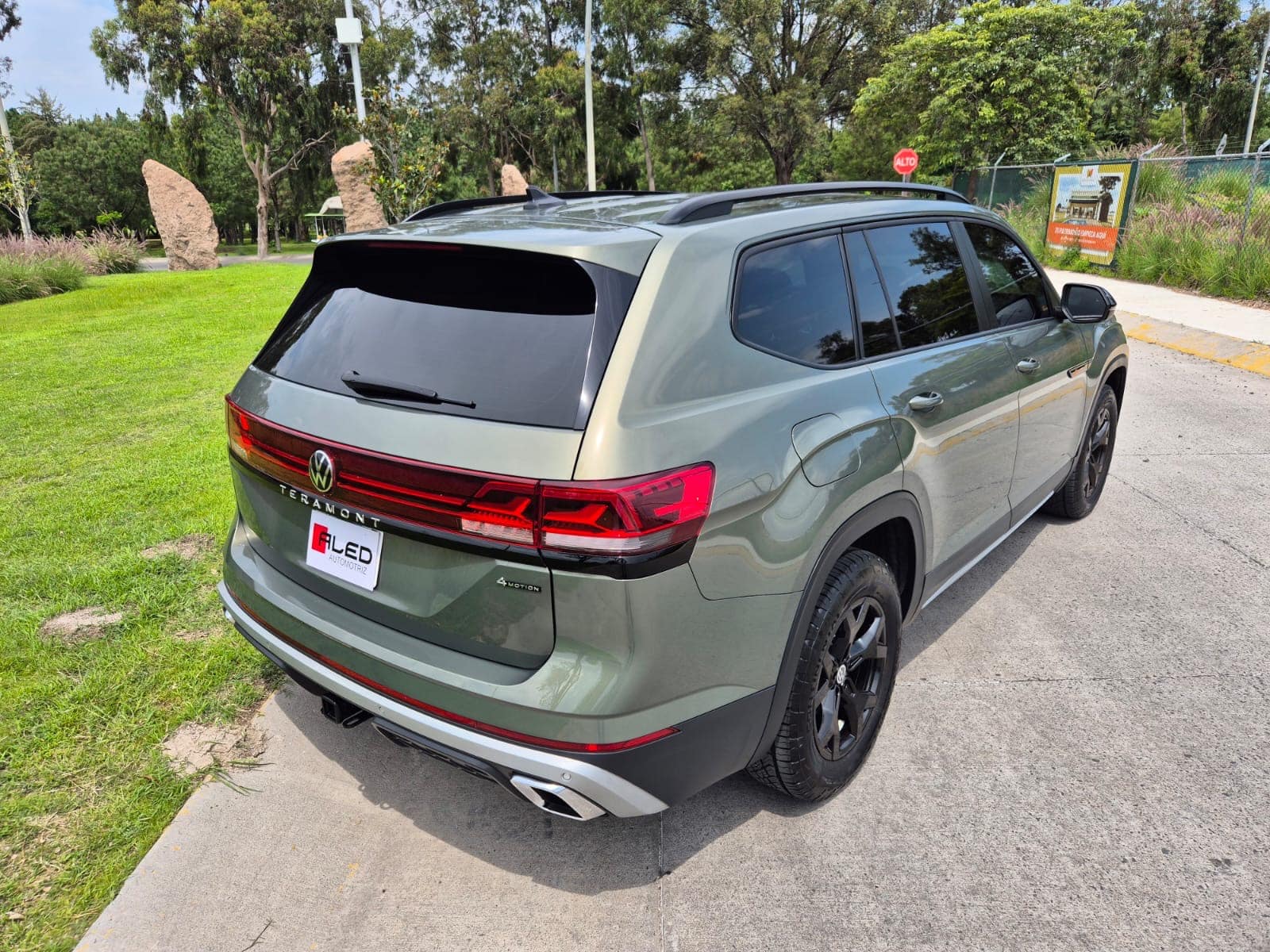 Volkswagen Teramont 2024 Peak Edition