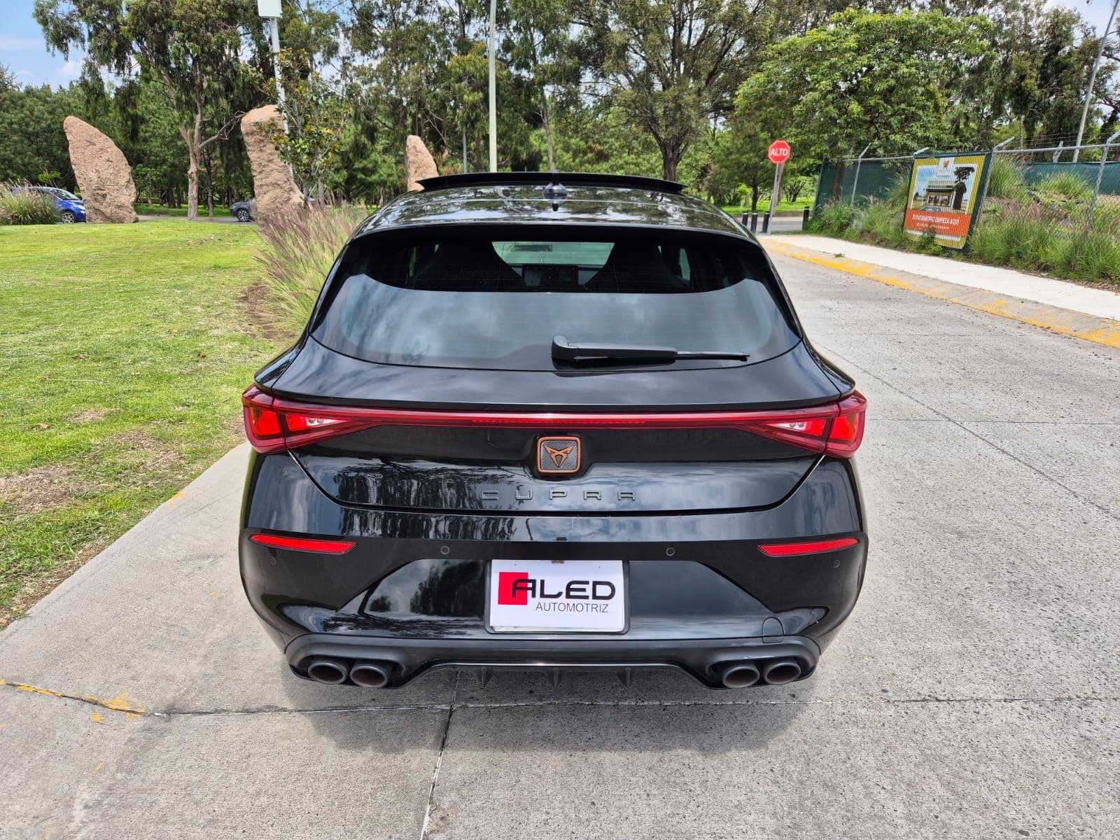 Cupra Leon VZ 300 HP 2023