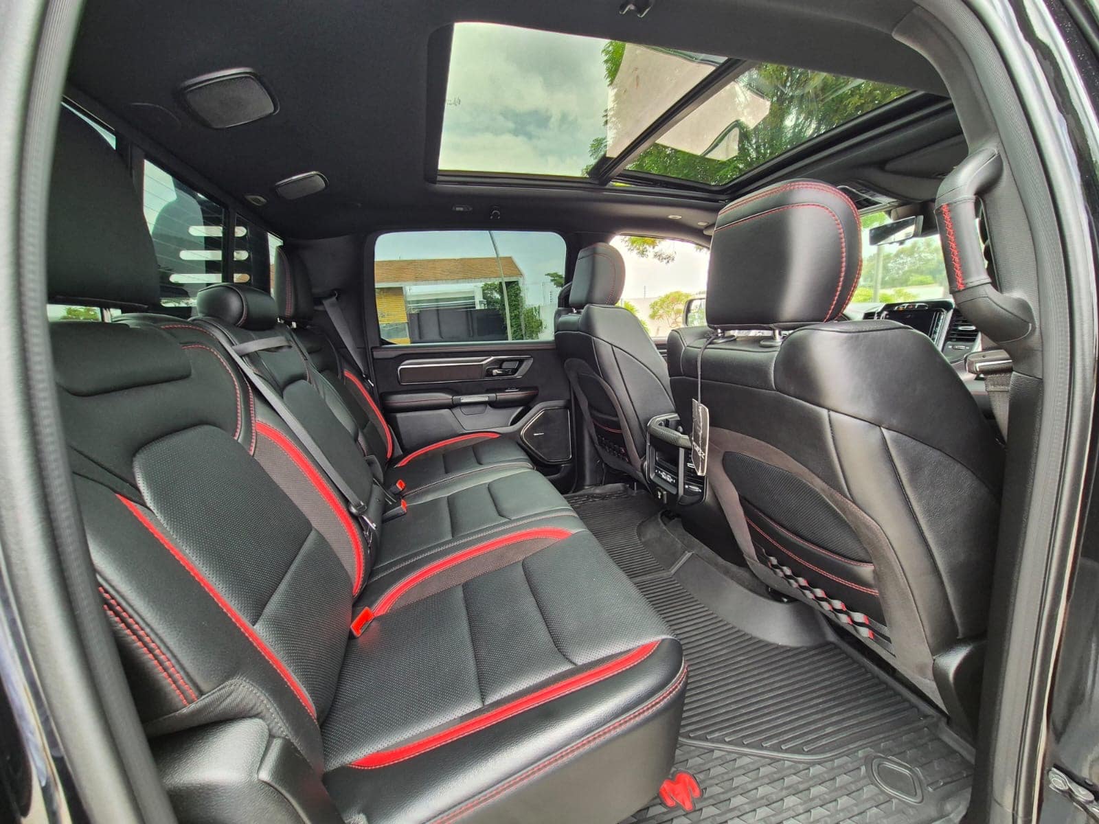 Ram TRX 2022 crew cab