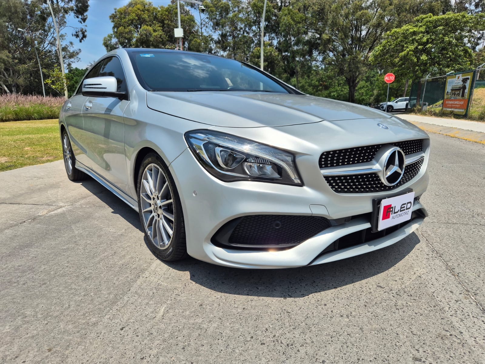 Mercedes Benz CLA 250 2019