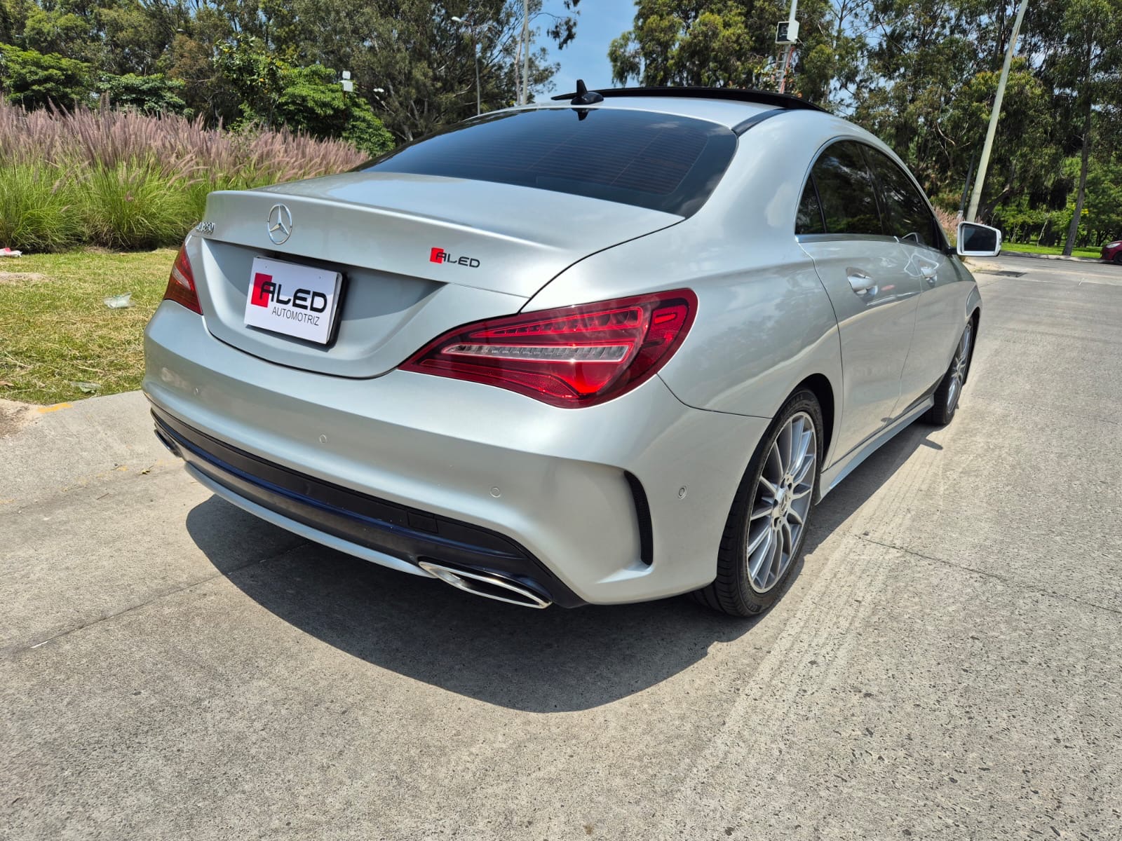 Mercedes Benz CLA 250 2019