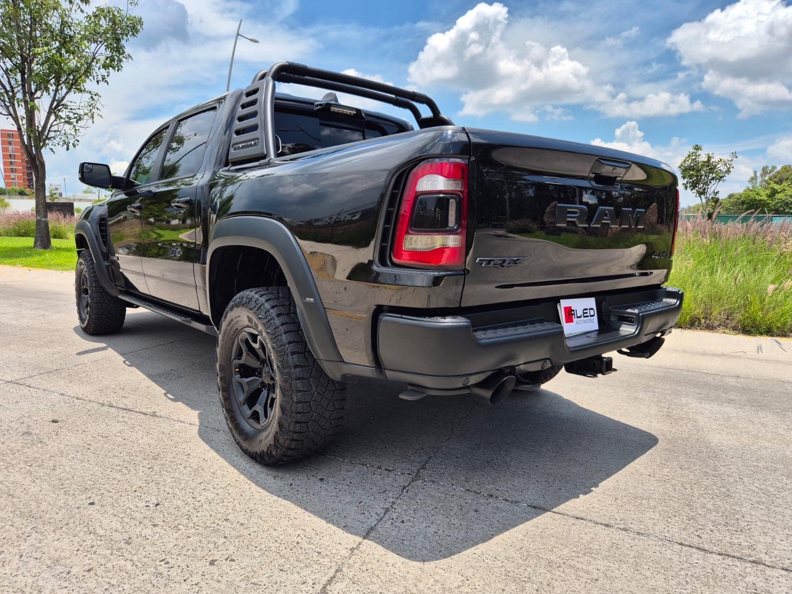 Ram TRX 2022 crew cab